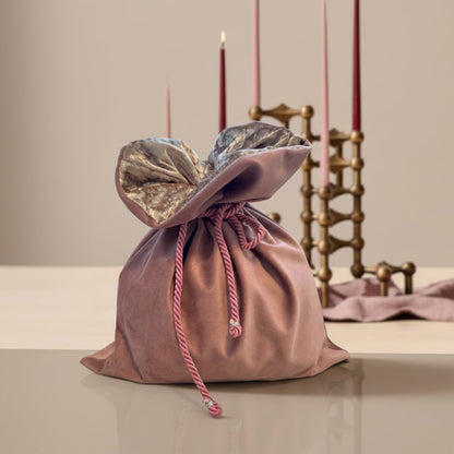 Nachhaltige Geschenkbeutel aus Samtstoff altrosa- Handgefertigter Stoff Geschenkbeutel mit rosa Kordeln