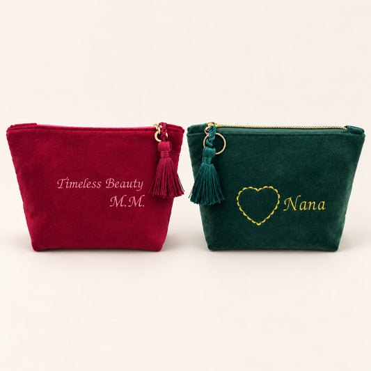 Samt_Kosmetiktasche_gruen_und_rot_personalisiert