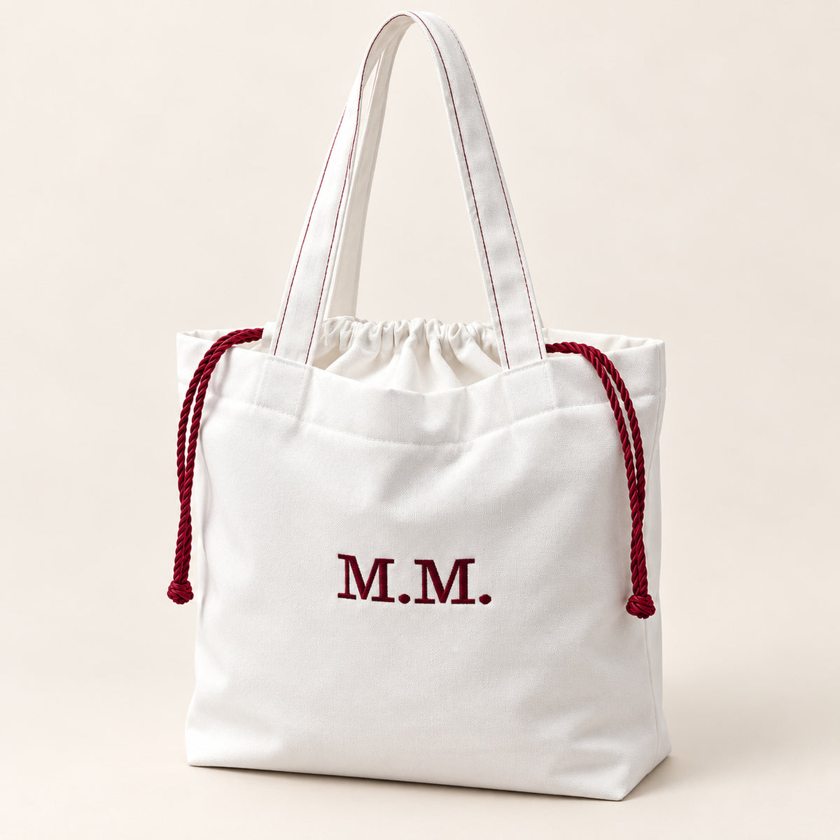 Personalisierte Strandtasche mit Initialen bestickt – weisse Canvas Tasche handgemacht Schweiz