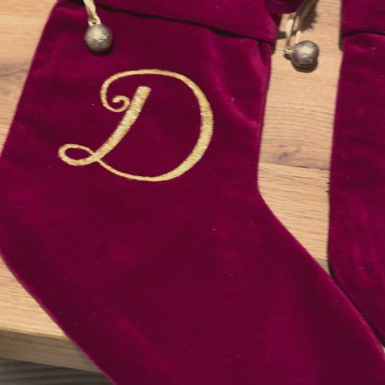 Video: Personalisierte Nikolausstrümpfe mit Namen – Sandrian WeihnachtsdekoVideo: Personalisierte Nikolausstrümpfe mit Anfangsbuchstaben – Sandrian Weihnachtsdeko